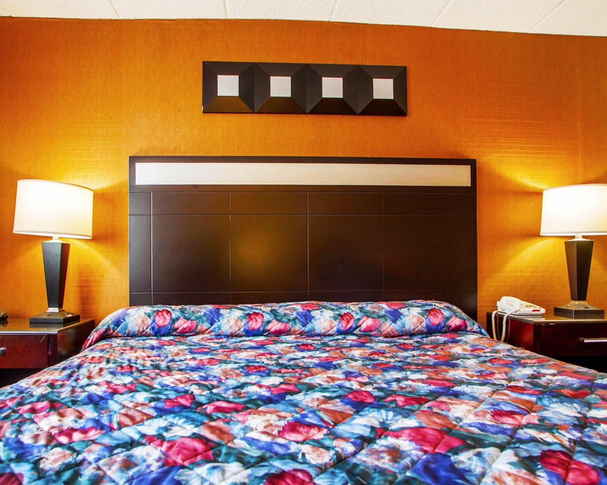 Rodeway Meadowlands Inn Secaucus