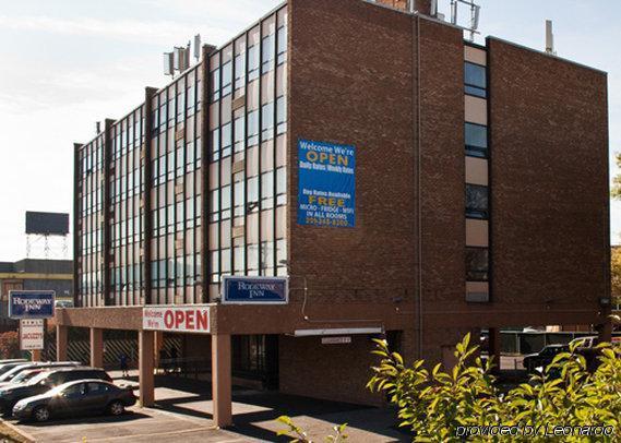 Rodeway Meadowlands Inn 2*