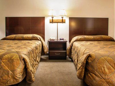 Rodeway Meadowlands Inn Secaucus