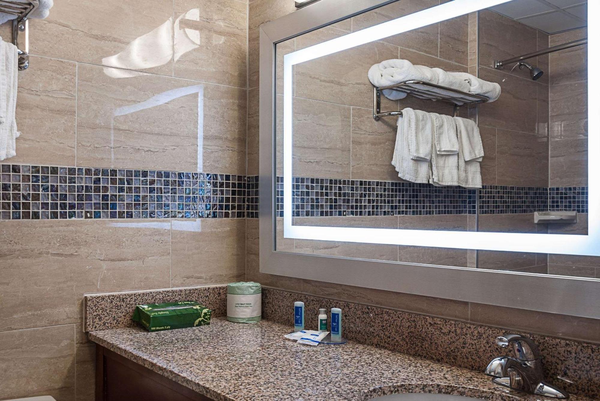 Rodeway Meadowlands Inn 2*
