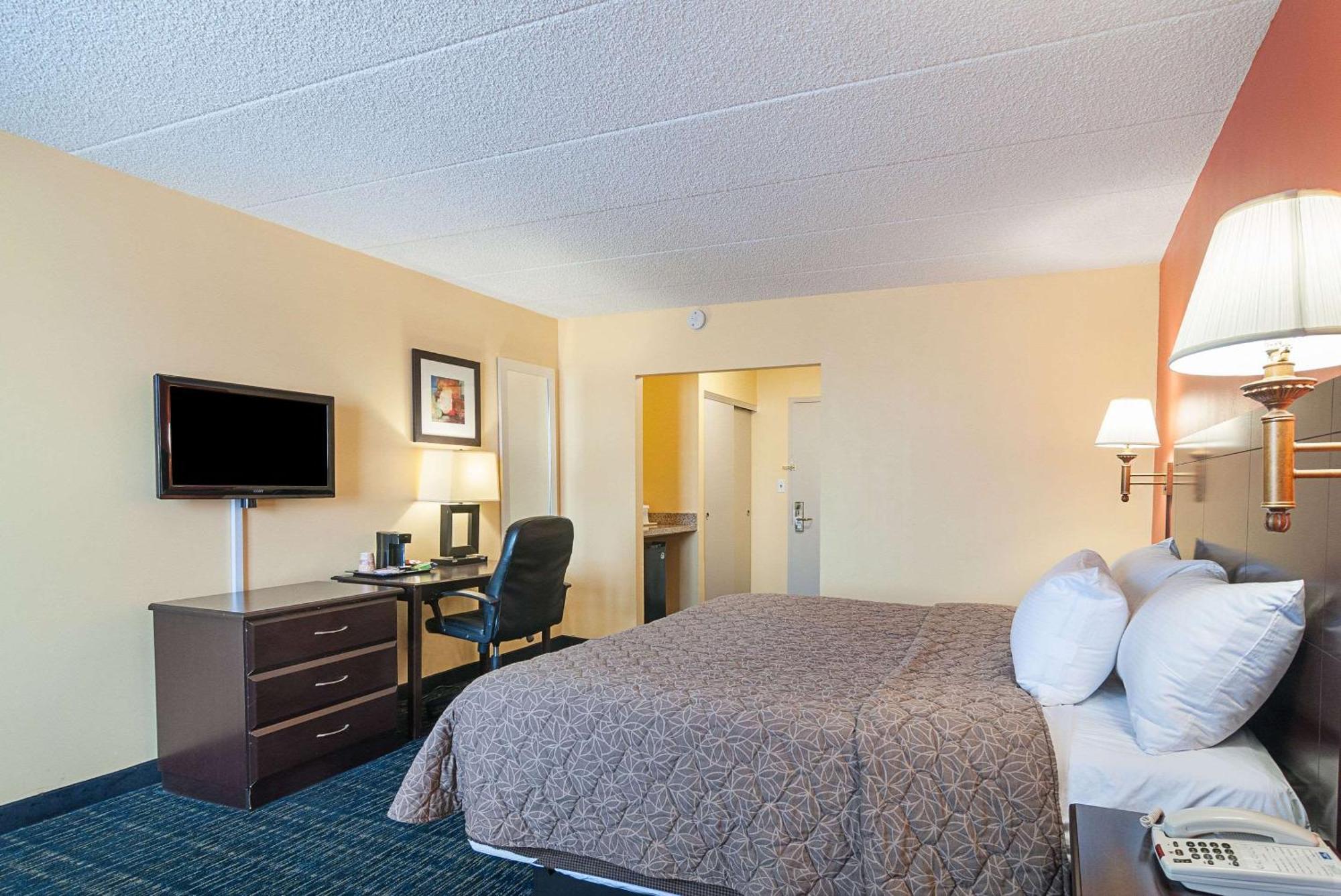 Rodeway Meadowlands Inn Secaucus