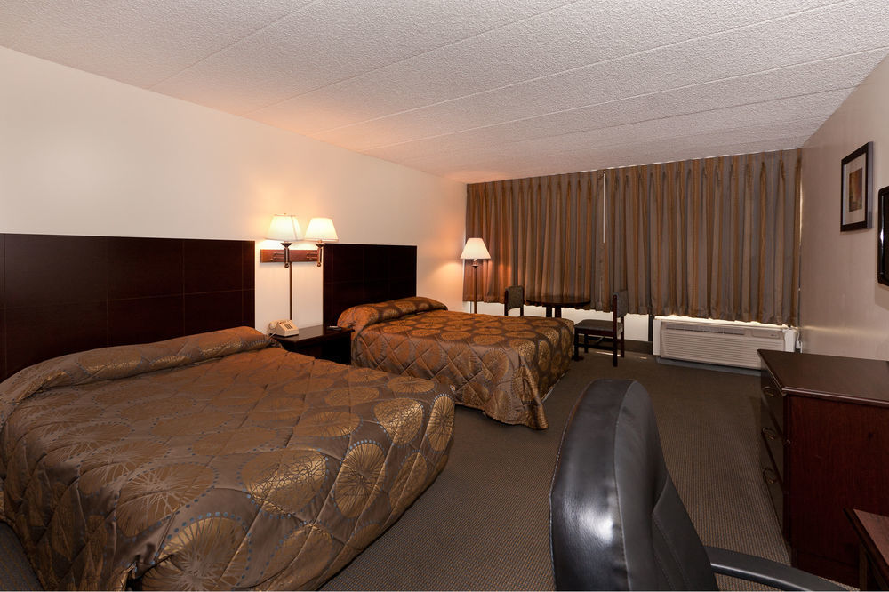 Rodeway Meadowlands Inn 2*